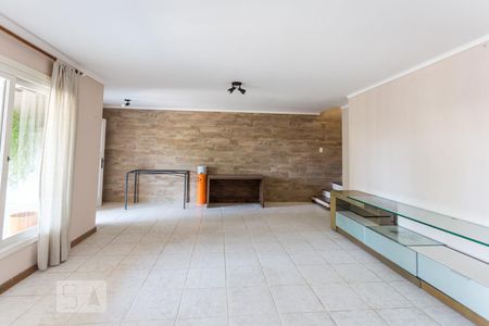 Casa à venda com 3 quartos, 300m² em Ipanema, Porto Alegre