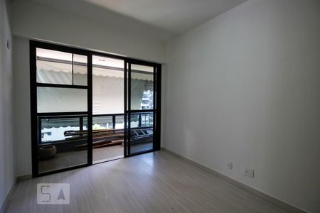 Quarto 1 de apartamento à venda com 2 quartos, 73m² em Barra da Tijuca, Rio de Janeiro