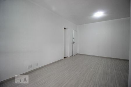 Sala de apartamento à venda com 2 quartos, 73m² em Barra da Tijuca, Rio de Janeiro