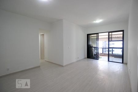 Sala de apartamento à venda com 2 quartos, 73m² em Barra da Tijuca, Rio de Janeiro