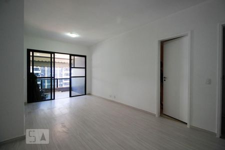 Sala de apartamento à venda com 2 quartos, 73m² em Barra da Tijuca, Rio de Janeiro
