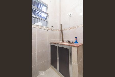 Apartamento à venda com 60m², 2 quartos e sem vaga Apartamento à venda com 60m², 2 quartos e sem vagaBanheiro