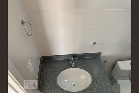 Banheiro de apartamento para alugar com 1 quarto, 35m² em Vila Leopoldina, São Paulo