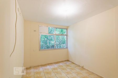 Apartamento para alugar com 113m², 3 quartos e 1 vagaQuarto 3 - Suíte