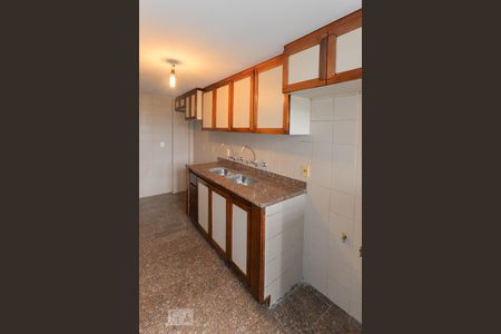 Apartamento para alugar com 132m², 3 quartos e 2 vagasCozinha