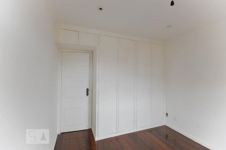 Apartamento para alugar com 132m², 3 quartos e 2 vagasQuarto 2