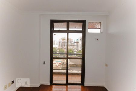 Apartamento para alugar com 132m², 3 quartos e 2 vagasQuarto 2