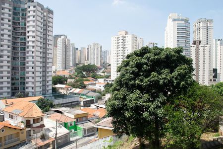 VISTA SALA de apartamento para alugar com 2 quartos, 54m² em Santa Teresinha, São Paulo