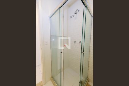 Casa à venda com 440m², 3 quartos e 1 vaga Casa à venda com 440m², 3 quartos e 1 vagaBanheiro da Suíte