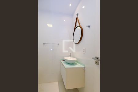 Casa à venda com 440m², 3 quartos e 1 vaga Casa à venda com 440m², 3 quartos e 1 vagaBanheiro da Suíte