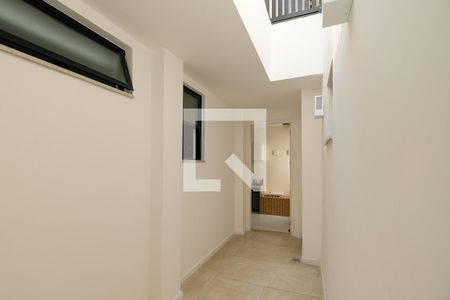 Casa à venda com 440m², 3 quartos e 1 vaga Casa à venda com 440m², 3 quartos e 1 vagaCorredor