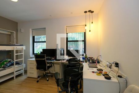 Casa à venda com 440m², 3 quartos e 1 vaga Casa à venda com 440m², 3 quartos e 1 vagaQuarto