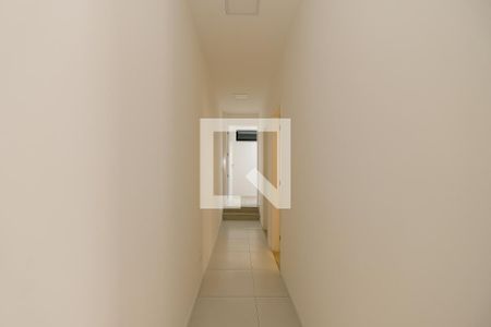 Casa à venda com 440m², 3 quartos e 1 vaga Casa à venda com 440m², 3 quartos e 1 vagaCorredor