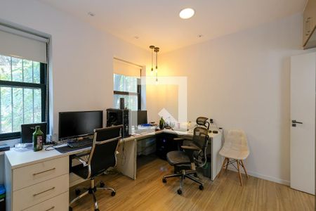 Casa à venda com 440m², 3 quartos e 1 vaga Casa à venda com 440m², 3 quartos e 1 vagaQuarto