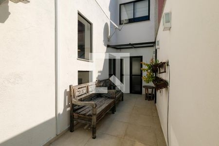 Casa à venda com 440m², 3 quartos e 1 vaga Casa à venda com 440m², 3 quartos e 1 vagaCorredor