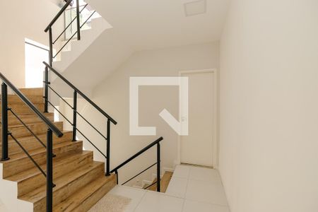 Casa à venda com 440m², 3 quartos e 1 vaga Casa à venda com 440m², 3 quartos e 1 vagaEscada