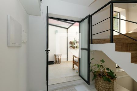 Casa à venda com 440m², 3 quartos e 1 vaga Casa à venda com 440m², 3 quartos e 1 vagaCorredor