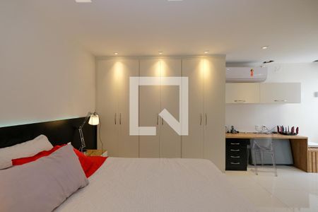 Casa à venda com 440m², 3 quartos e 1 vaga Casa à venda com 440m², 3 quartos e 1 vagaSuíte master