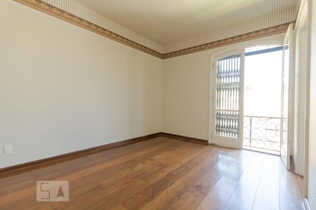 Casa à venda com 650m², 4 quartos e 8 vagasSuíte 03