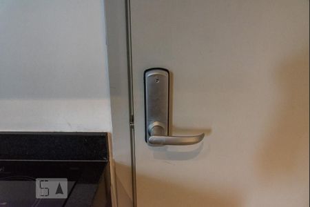 Studio à venda com 31m², 1 quarto e sem vagaFechadura eletrônica