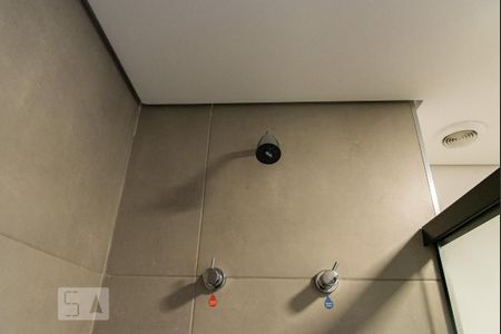 Studio à venda com 31m², 1 quarto e sem vagaChuveiro