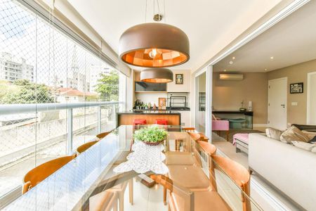 Apartamento à venda com 160m², 3 quartos e 3 vagasVaranda