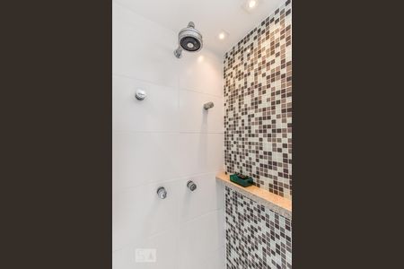 Apartamento à venda com 160m², 3 quartos e 3 vagasSuíte 2 - Banheiro