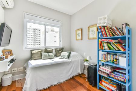 Apartamento à venda com 160m², 3 quartos e 3 vagasSuíte 2