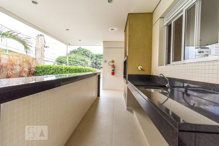 Apartamento à venda com 160m², 3 quartos e 3 vagasChurrasqueira