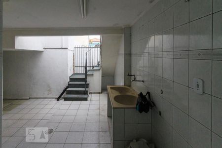 Casa para alugar com 110m², 2 quartos e 1 vagaÁrea de Serviço