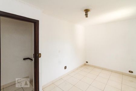 Casa para alugar com 110m², 2 quartos e 1 vagaQuarto