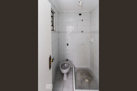 Casa para alugar com 110m², 2 quartos e 1 vagaBanheiro de Serviço