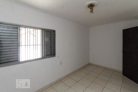 Casa para alugar com 110m², 2 quartos e 1 vagaQuarto