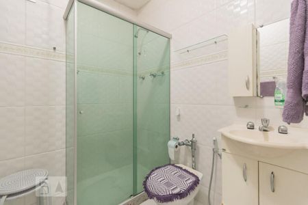 Banheiro de kitnet/studio para alugar com 1 quarto, 40m² em Flamengo, Rio de Janeiro