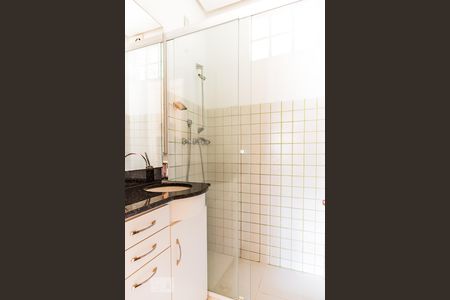 Apartamento à venda com 89m², 2 quartos e 1 vaga Apartamento à venda com 89m², 2 quartos e 1 vagaBanheiro