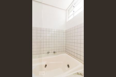 Apartamento à venda com 89m², 2 quartos e 1 vaga Apartamento à venda com 89m², 2 quartos e 1 vagaBanheiro