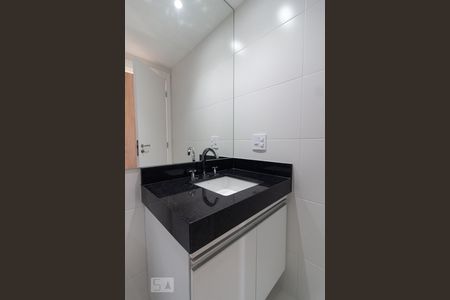 Banheiro de kitnet/studio para alugar com 1 quarto, 60m² em Vila Cruzeiro, São Paulo