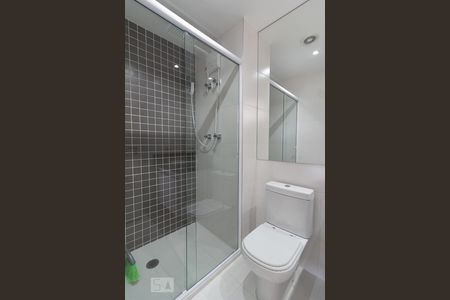 Banheiro de kitnet/studio para alugar com 1 quarto, 60m² em Vila Cruzeiro, São Paulo