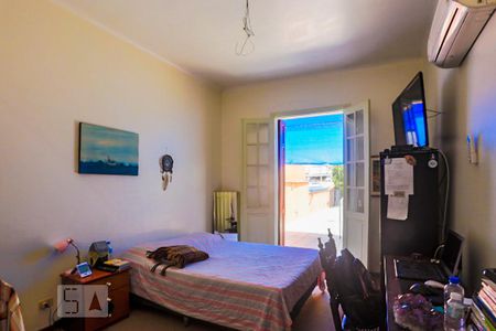 Casa à venda com 157m², 4 quartos e 2 vagasQuarto 4