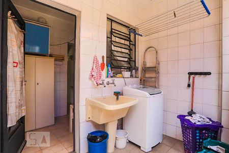 Casa à venda com 157m², 4 quartos e 2 vagasÁrea de Serviço