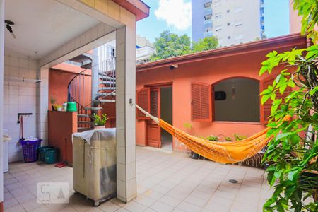 Casa à venda com 157m², 4 quartos e 2 vagasQuintal