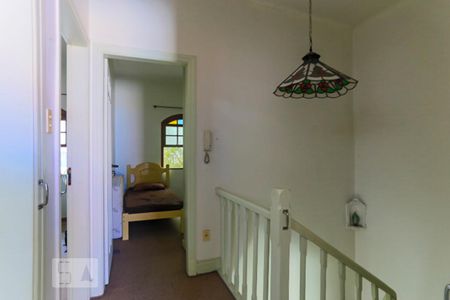 Casa à venda com 157m², 4 quartos e 2 vagasEscada