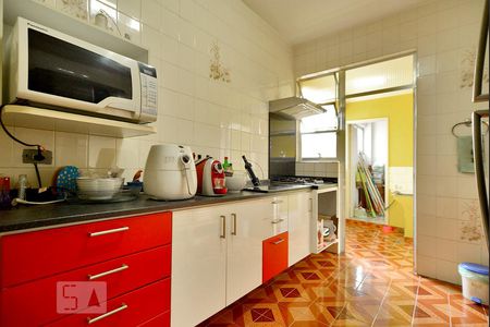 Cozinha de apartamento à venda com 3 quartos, 136m² em Perdizes, São Paulo