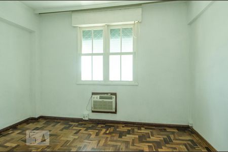 Quarto 1 de apartamento à venda com 2 quartos, 60m² em Bela Vista, Porto Alegre