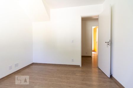 Quarto 1 de casa de condomínio para alugar com 3 quartos, 140m² em Cidade São Francisco, São Paulo