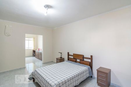 Quarto 2 de casa à venda com 3 quartos, 300m² em Vila Scarpelli, Santo André