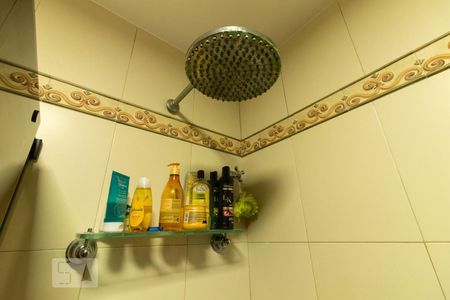 Apartamento para alugar com 300m², 3 quartos e sem vagaBanheiro suíte 1