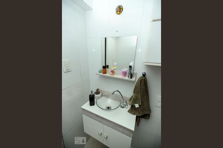 Apartamento à venda com 60m², 2 quartos e 1 vagaBanheiro