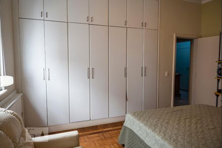 Apartamento para alugar com 256m², 3 quartos e 1 vaga Apartamento para alugar com 256m², 3 quartos e 1 vagaQuarto 2