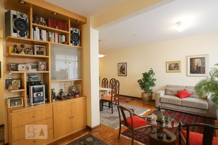 Sala de apartamento à venda com 2 quartos, 100m² em Pinheiros, São Paulo